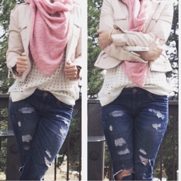 Sweater - Picture 2 of 11